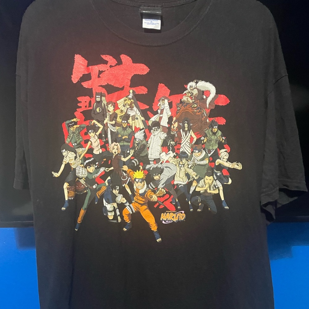 Vintage 2002 Naruto Shippuden “hidden leaf village” T-Shirt